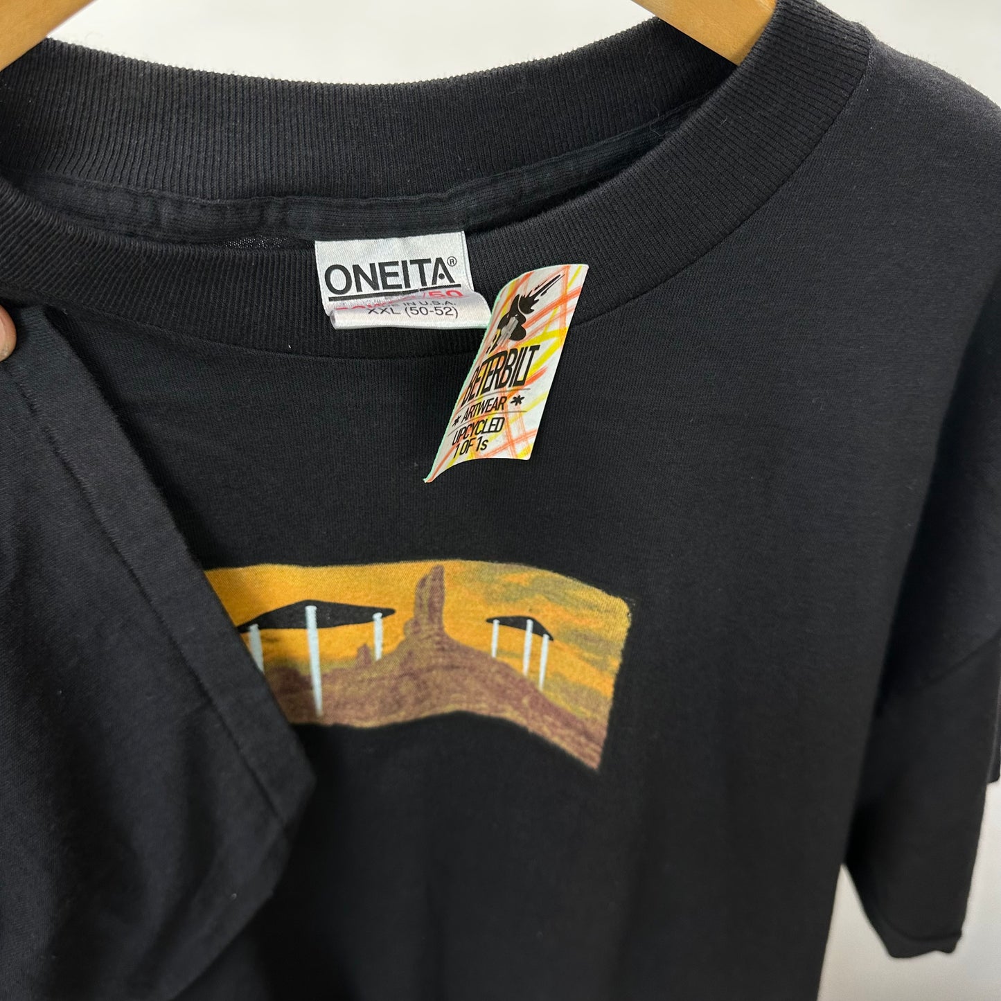 Upcycled Vintage UFO T-Shirt by Beter - 2XL