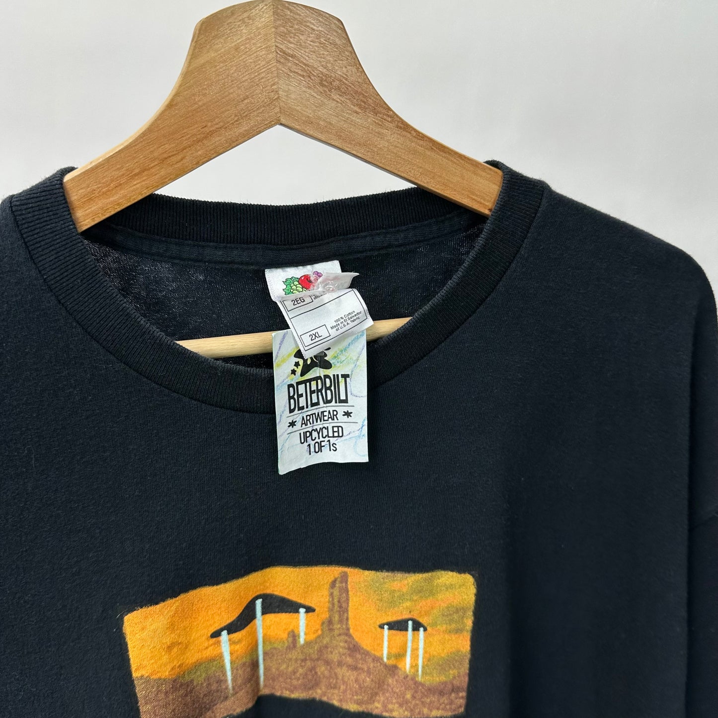 Upcycled Vintage UFO T-Shirt by Beter - 2XL