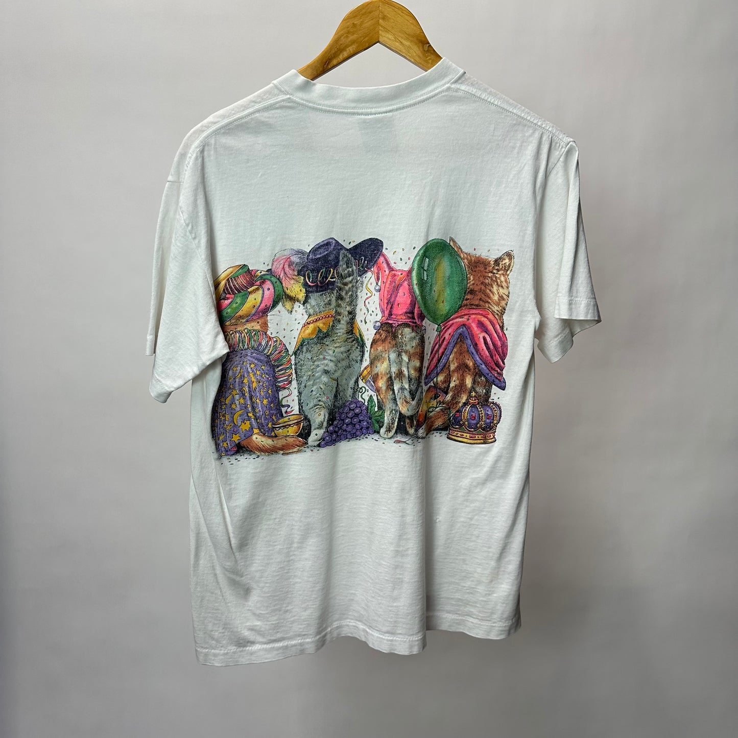 Vintage Mardi Gras Cats T Shirt - Medium