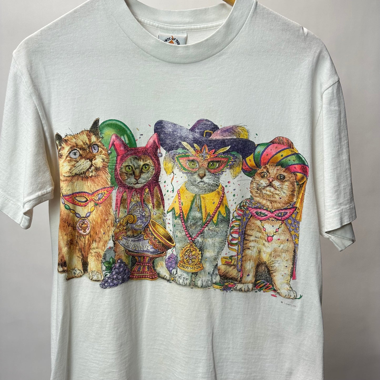 Vintage Mardi Gras Cats T Shirt - Medium