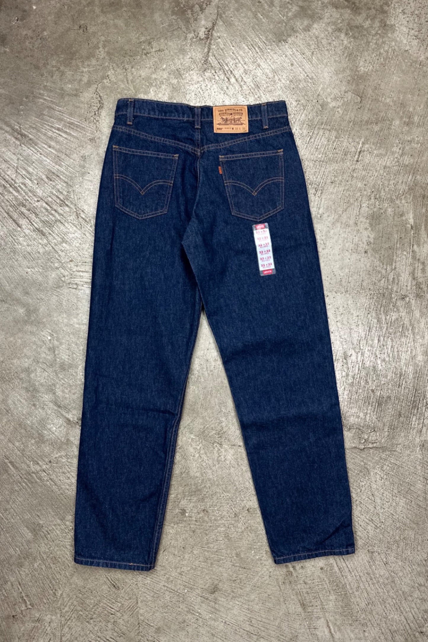 Deadstock 90s Levi’s 550 Orange Tab - 33x32