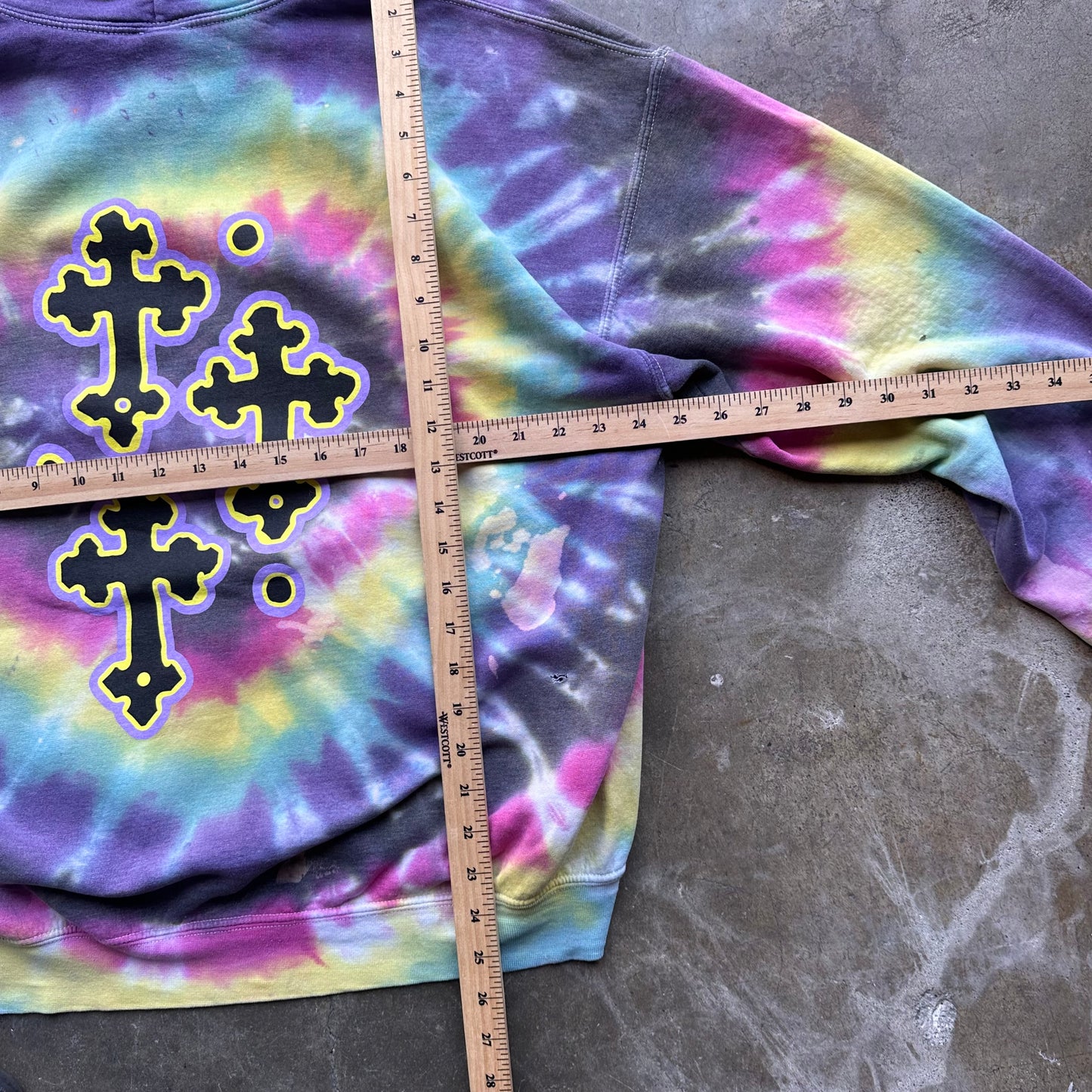 BeterBilt - Center Logo Cross - Upcycled Hoodie