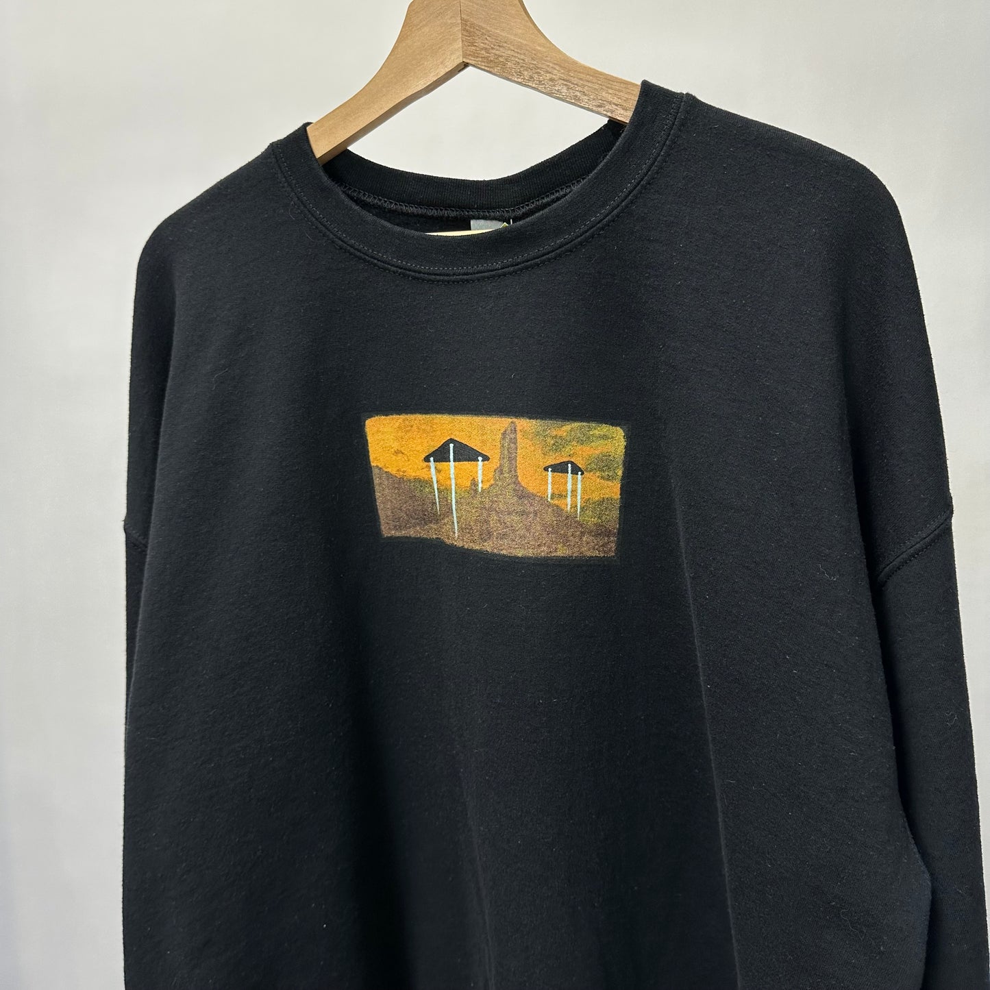 Upcycled UFO Sweatshirt by Beter