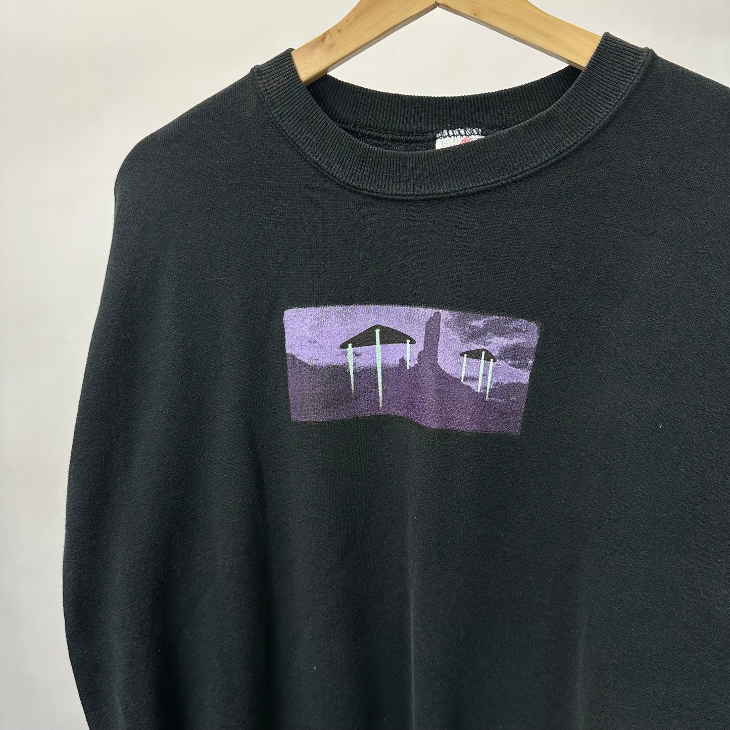 Upcycled Vintage UFO Sweatshirt by Beter - XL