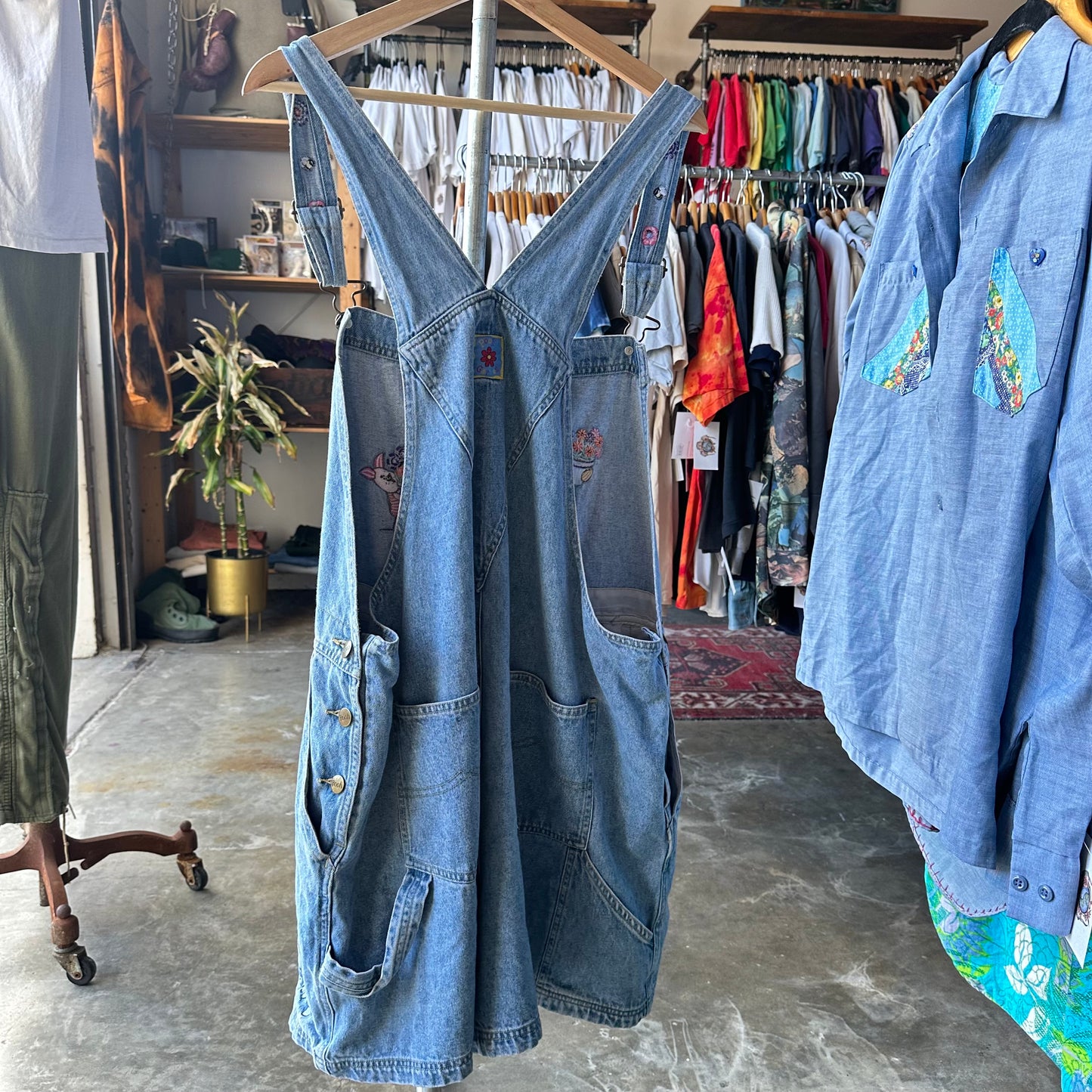 Vintage Y2K Winnie the Pooh Overalls - Women’s L/XL