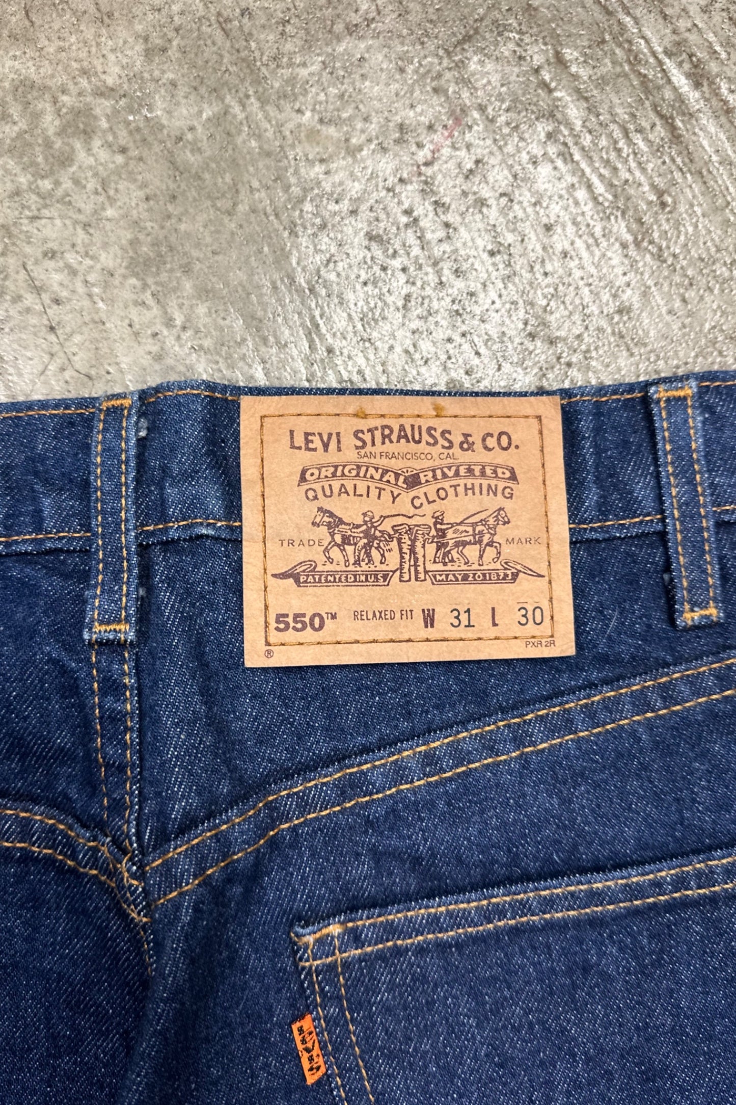 Deadstock Levi’s 550 - 31x30